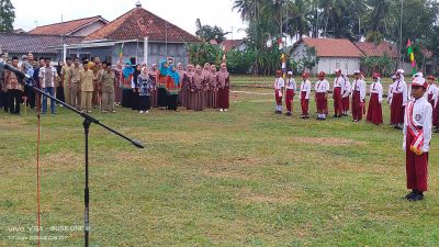 Bertempat di Lapangan Jladri Desa Patukgawemulyo, Upacara HUT Kemerdekaan RI Yang ke-78 Berlangsung Khidmat